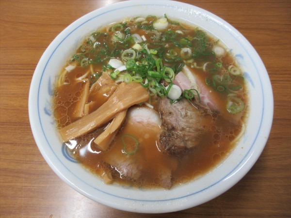 「中華そば（850円）」@浅月 本店の写真