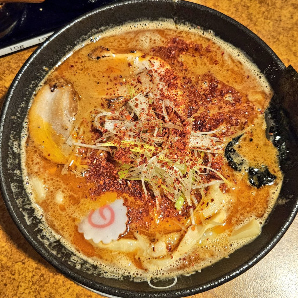 「辛骨頂中華そば」@麺の蔵 かめだ屋の写真