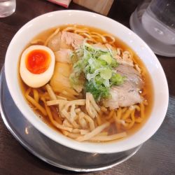 津軽中華 中 手揉み麺 800円