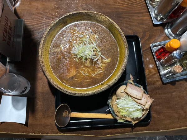 「中華そば大トッピング全部入り(1620)」@もちもちの木 川越店の写真