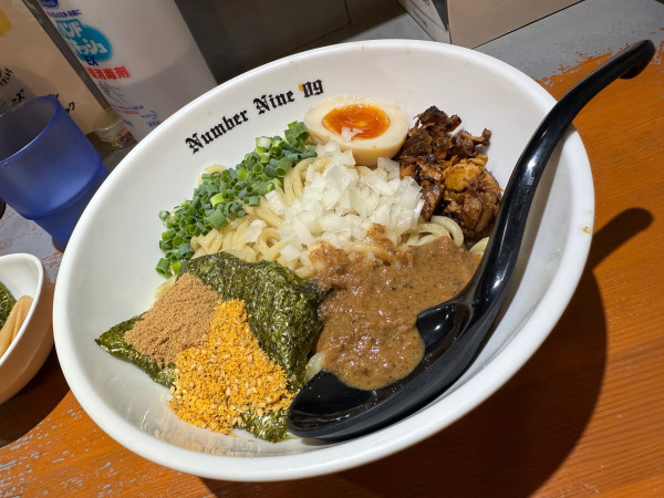 「まぜそば」@麺Dining Number Nine 09の写真