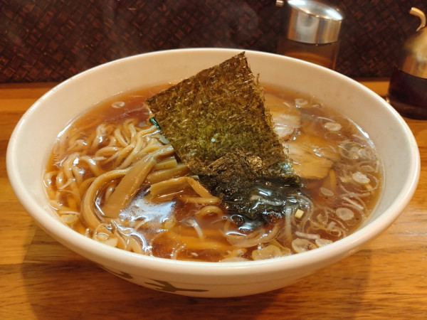 「醤油ラーメン」@餃子会館の写真