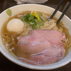 塩ラーメン　たまご