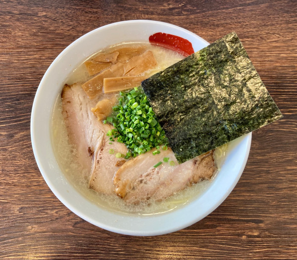 「sio豚骨」@麺屋 三四郎の写真