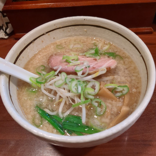「こってりしょうゆらーめん」@麺屋 旬の写真