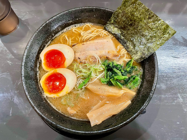 「超濃厚煮干し中華そば味玉970円」@中華そば  一徹者の写真