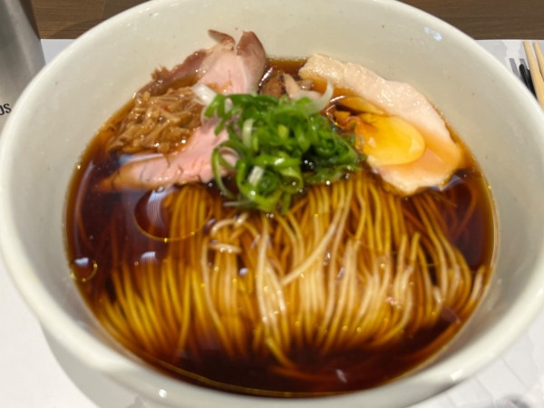 「熟成醤油そば」@中華そば とちの葉の写真