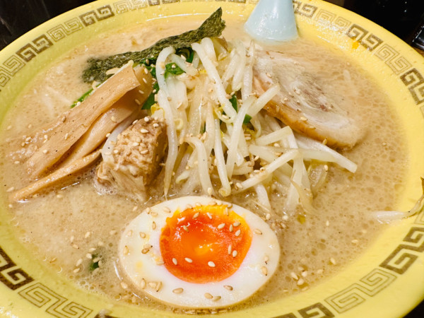 「豚骨味噌ラーメン【1150円】」@江川亭 南多摩店の写真
