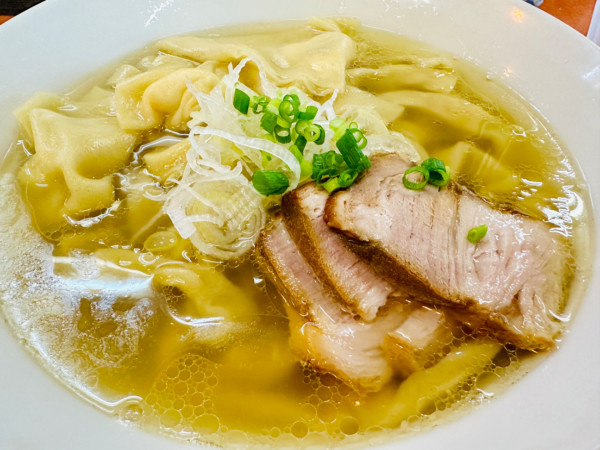 「海老ワンタンメン(大)【1200円】」@日陰の写真