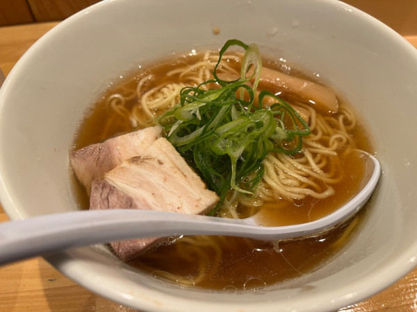 「中華そば」@麺処 諭吉 大門店の写真