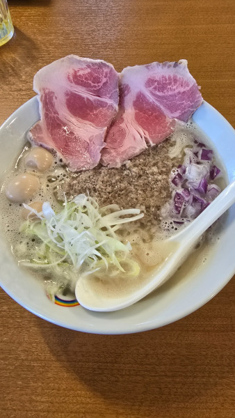 「灰にぼレボリューション 1100円」@麺屋 にじ丸の写真