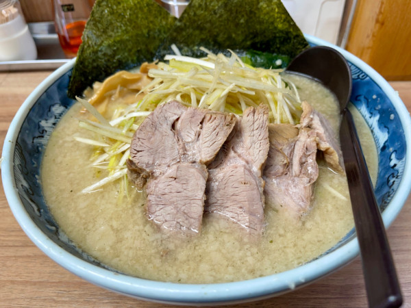「ネギチャーシュー麺  大盛  ネギダブル」@らーめん正直もんの写真