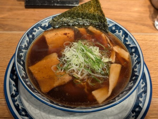 「中華そば」@麺屋 しらかわ 大阪なんば店の写真