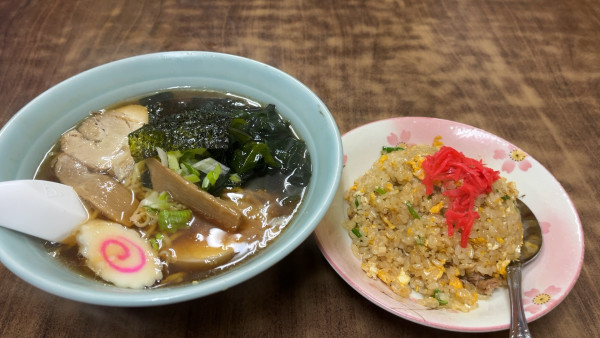 「チャーハン　ラーメンセット　950円」@中華料理 大東園の写真