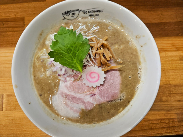 「鶏煮込み醤油」@ANTI NOODLEの写真