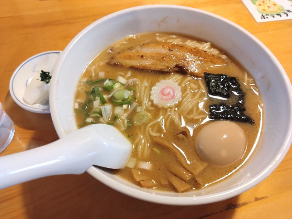 「バカうまラーメン中」@自然派ラーメン 花の季の写真