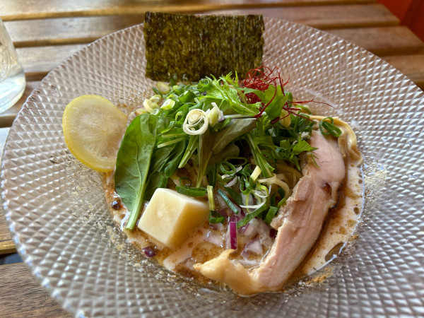 「冷製和出汁ソバ」@BASSA NOVA 原宿店の写真