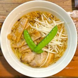 ★塩ラーメン🍜¥880