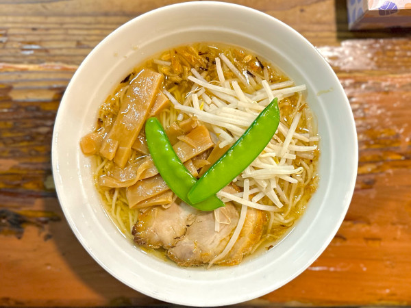 「★塩ラーメン🍜¥880」@かおたんラーメンえんとつ屋 南青山店の写真