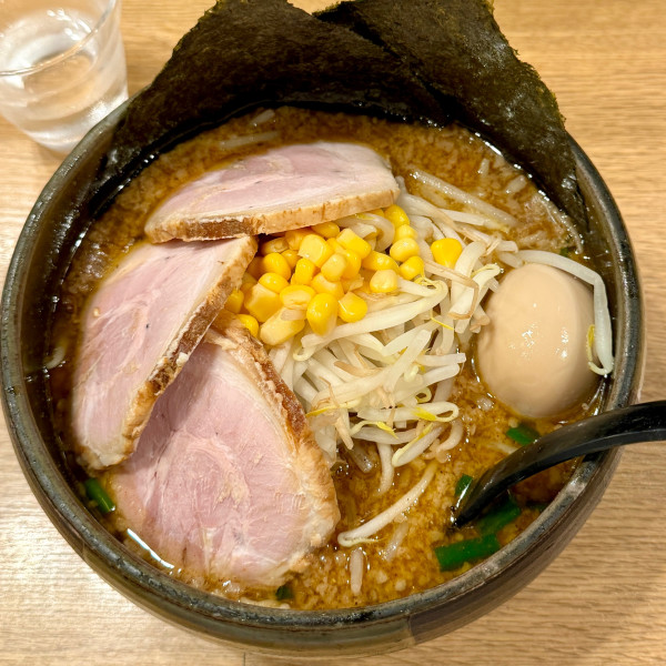 「みそこってりらーめん味玉肉」@らーめんダイニング ど・みそ 京橋本店の写真