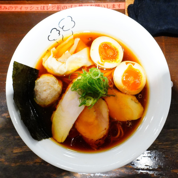 「特製鶏の醤油らー麺」@鶏喰～TRICK～の写真