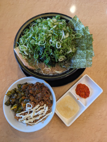 「九条ネギラーメン+ライスバー（食べ放題）」@大輝家直系 皇道家の写真