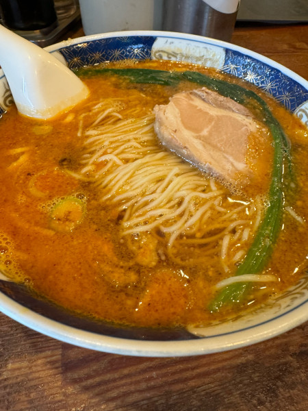 「たんたんめん」@支那麺 はしご 銀座八丁目店の写真