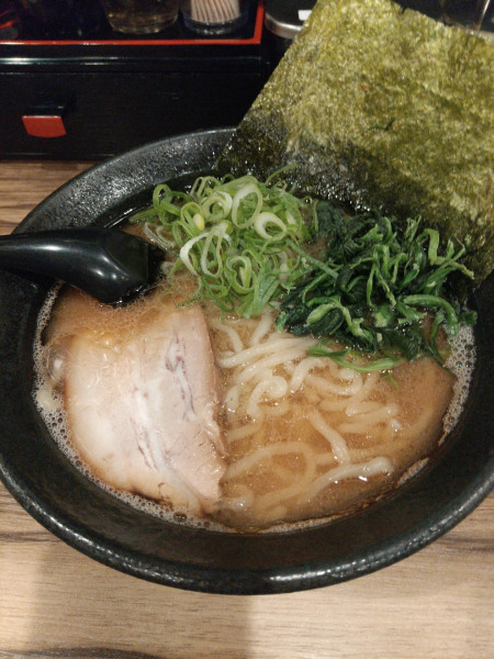 「ラーメン」@横浜家系ラーメン まる金 石川家の写真