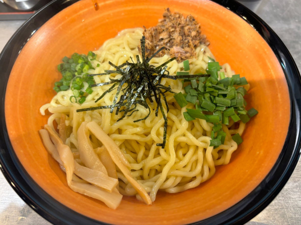 「辛油そば大盛」@油や鹿鳴の写真