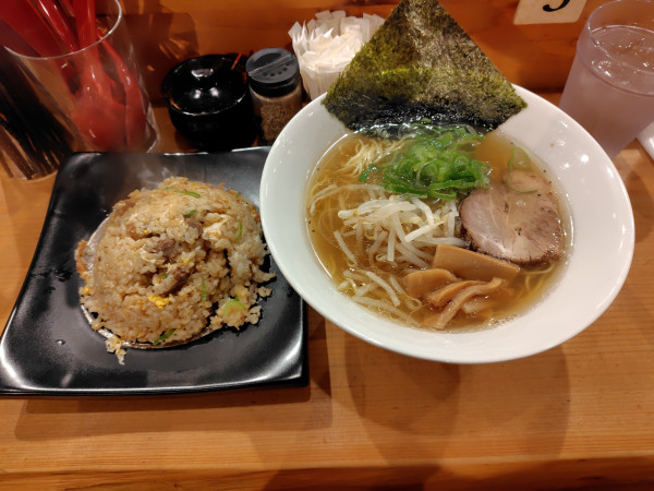 「特製ラーメン（醤油味）600円」@藤喜の写真