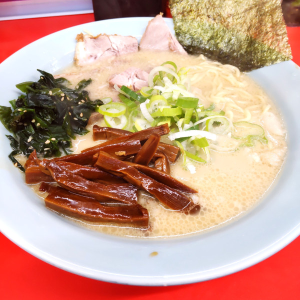 「ラーメン（￥750）＋黒メンマ（￥250）」@ラーメンショップ まるQの写真