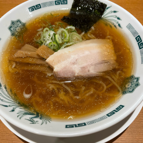 「醤油ラーメン 390円」@日高屋 太田内ケ島店の写真
