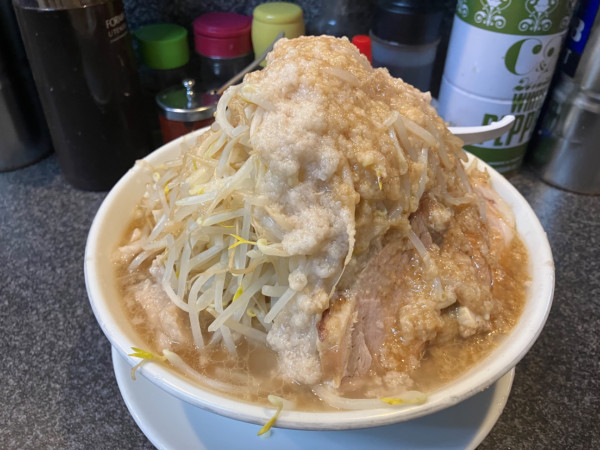 「ラーメン＋大盛り」@らうめん さぶ郎の写真
