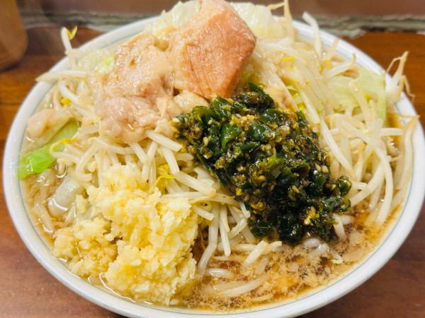 「ラーメンポン酢 950円 青とうがらし 100円」@ラーメン凛 砂町店の写真