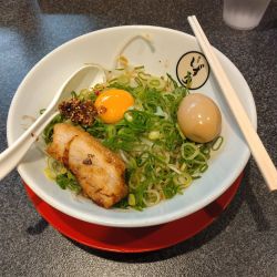 濃厚ネギまぜそば　ハーフ盛　背脂　にんにく　フライガーリック　な