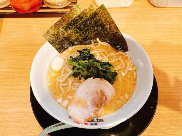「ラーメン」@町田商店 太平通店の写真