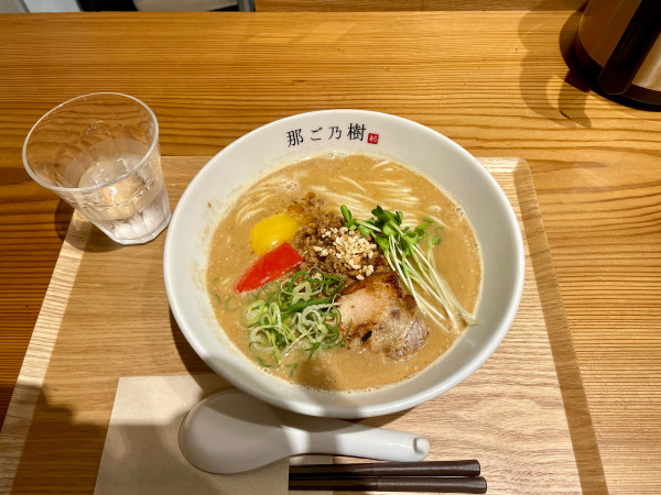 「鶏白湯ごまそば980円」@鶏そば 那ご乃樹の写真