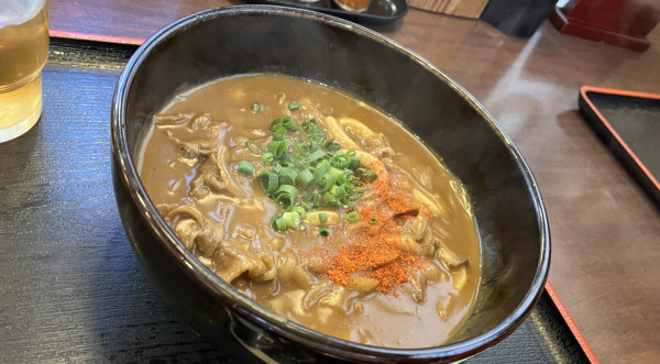 「牛かれーうどんHot」@こんぴら茶屋の写真