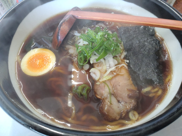 「醤油ラーメン750円」@ラーメン 日高の写真