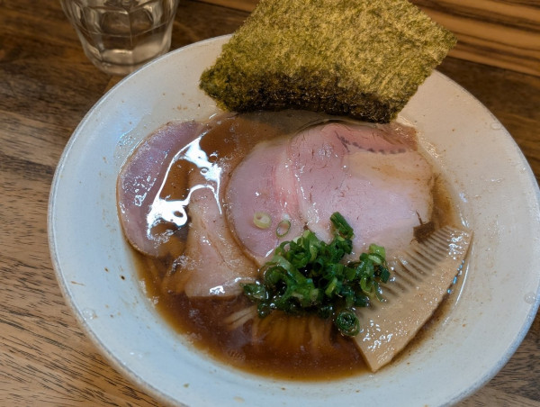 「醤油 真空麺」@麺屋 一慶の写真