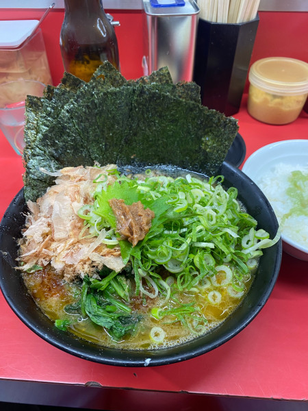 「和風ラーメン　海苔　青ネギ」@ラーメン杉田家の写真