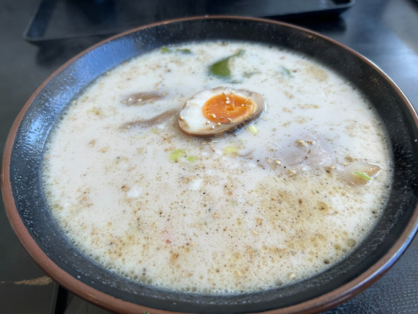 「九州らあめん　680円」@らぁめん家 めん王の写真