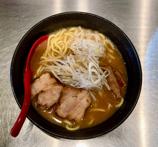 「味噌らぁ麺 950円」@らぁ麺 ようざんの写真