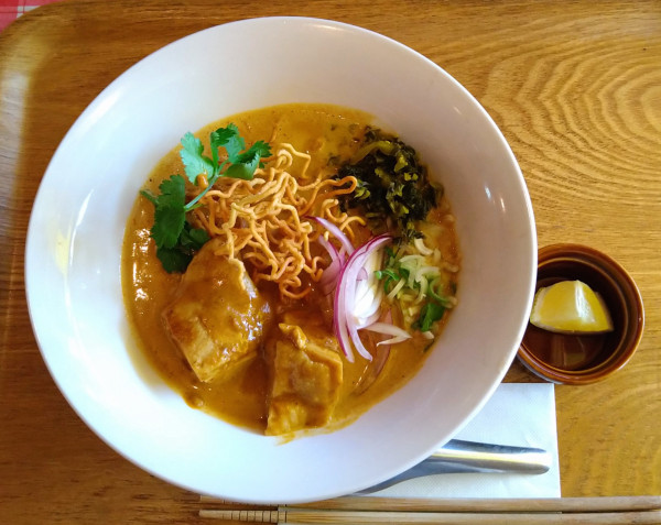 「カオソーイ」@サワディーちゃおの写真