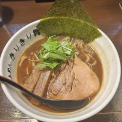 黒ラーメン