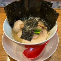 中華そば半熟煮玉子チャーシュー麺