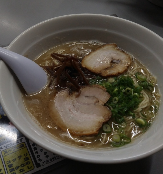 「博多ラーメン」@博多一番の写真