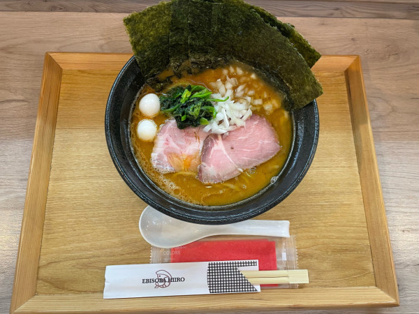 「宮田家＋海苔トッピング」@えびそば 緋彩の写真