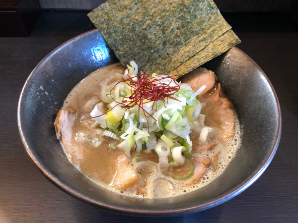 「焼きあごらーめん」@麺屋なにがしの写真