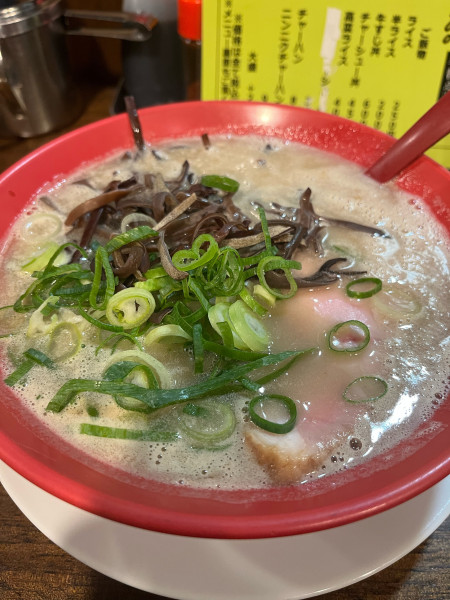 「九州とんこつメロディー(1100円)＋替え玉(150円)」@九州とんこつラーメン メロディー 大宮店の写真
